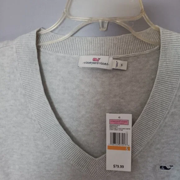New Vineyard Vines Heritage Cotton V Neck Sweater, size S - Picture 4 of 6